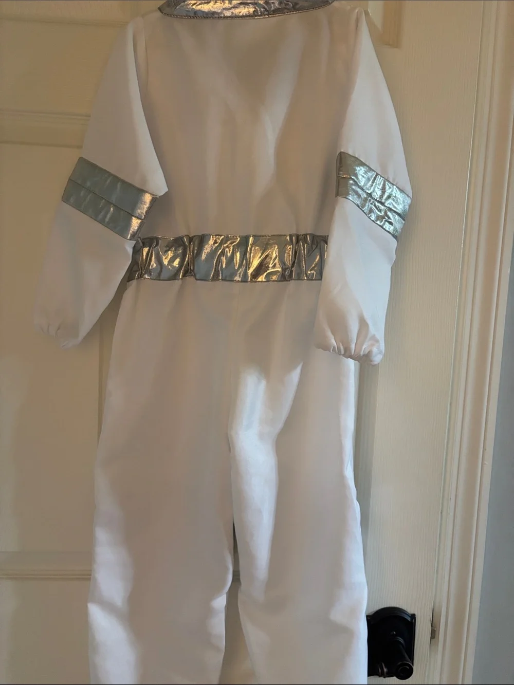Melissa and Doug Kids White and Silver Astronaut Costume - size Ages 3-6